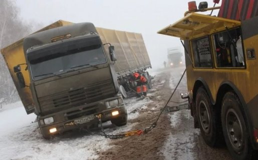 Буксировка техники и транспорта - эвакуация автомобилей стоимость услуг и где заказать - Бийск