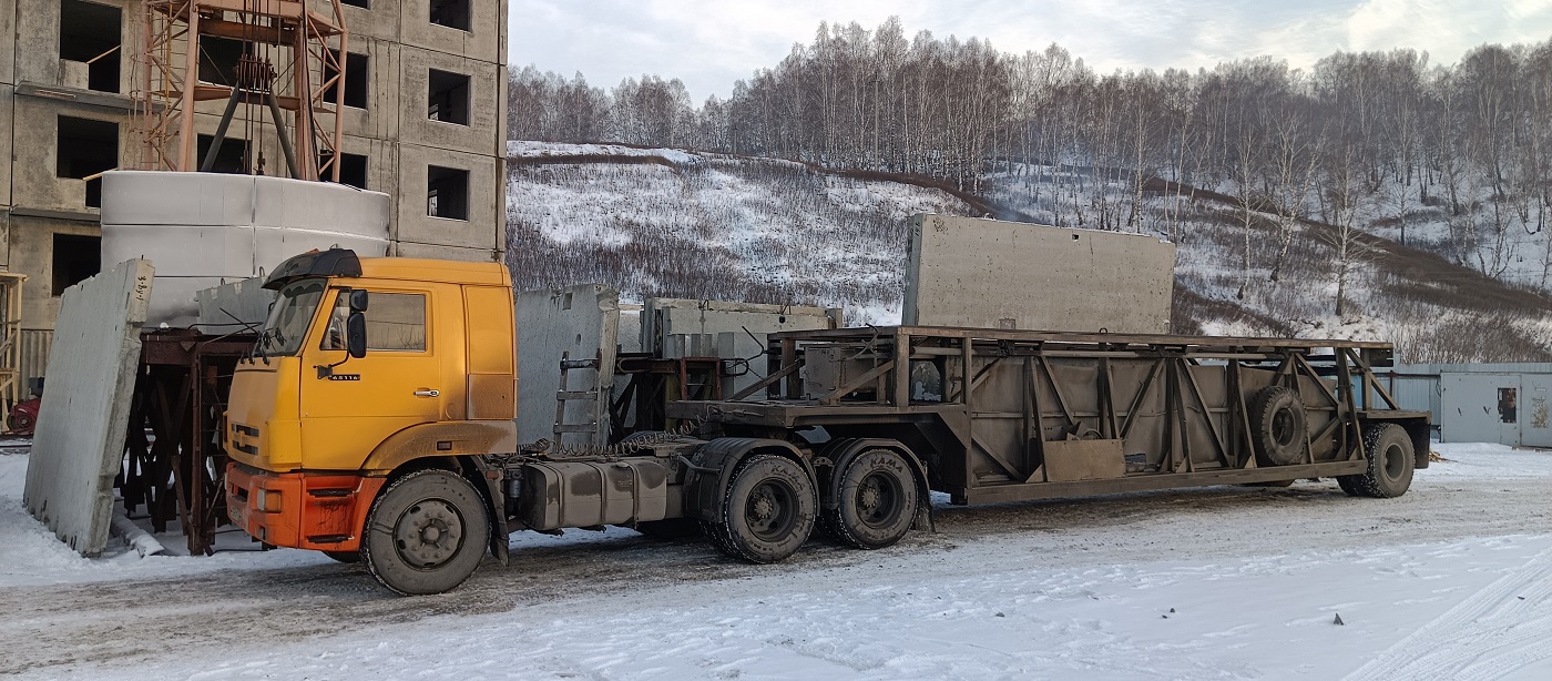 Аренда и услуги панелевозов для перевозки ЖБИ изделий в Новоалтайске