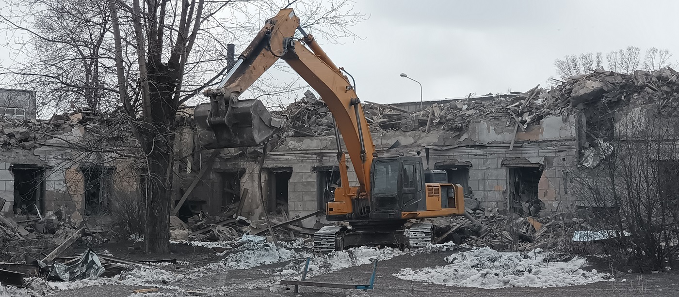 Демонтажные работы, услуги спецтехники в Новоалтайске