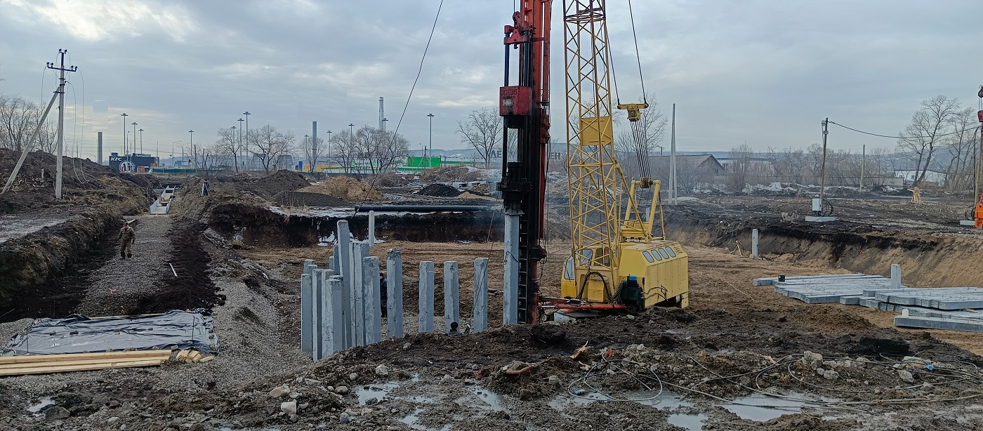 Аренда сваебоя для забивки бетонных свай в Новоалтайске