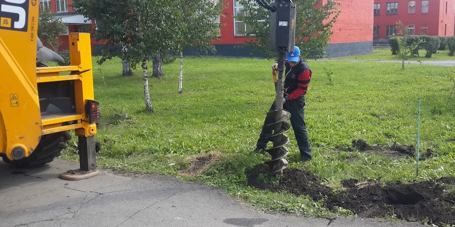 Услуги по бурению грунта под столбы и фундамент в Рубцовске